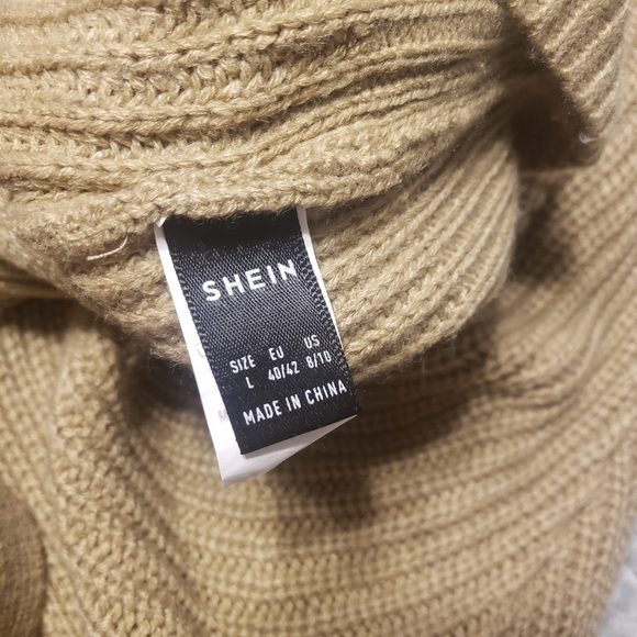 Sweater - Picture 3 of 4